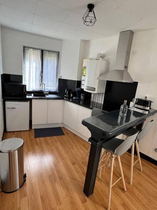 Luxury Room - Havre De Paix Avec Jacuzzi Prive Bar-le-Duc Exterior photo